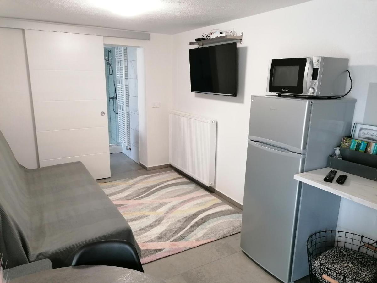 Apartma Pr Urarj Kobarid Kültér fotó
